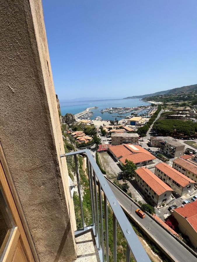 La Rupe Apartments Tropea Buitenkant foto