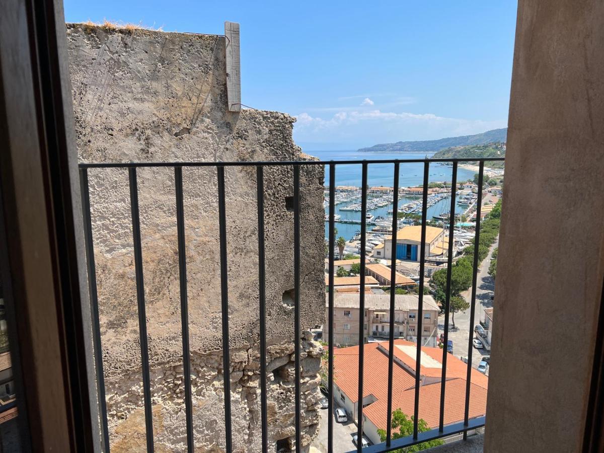 La Rupe Apartments Tropea Buitenkant foto